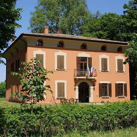 Ostello Due Torri San Sisto *