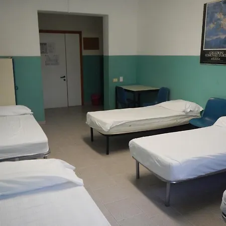 Ostello Due Torri San Sisto بيت شباب بولونيا