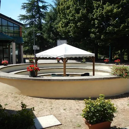 Otel Ostello Due Torri San Sisto